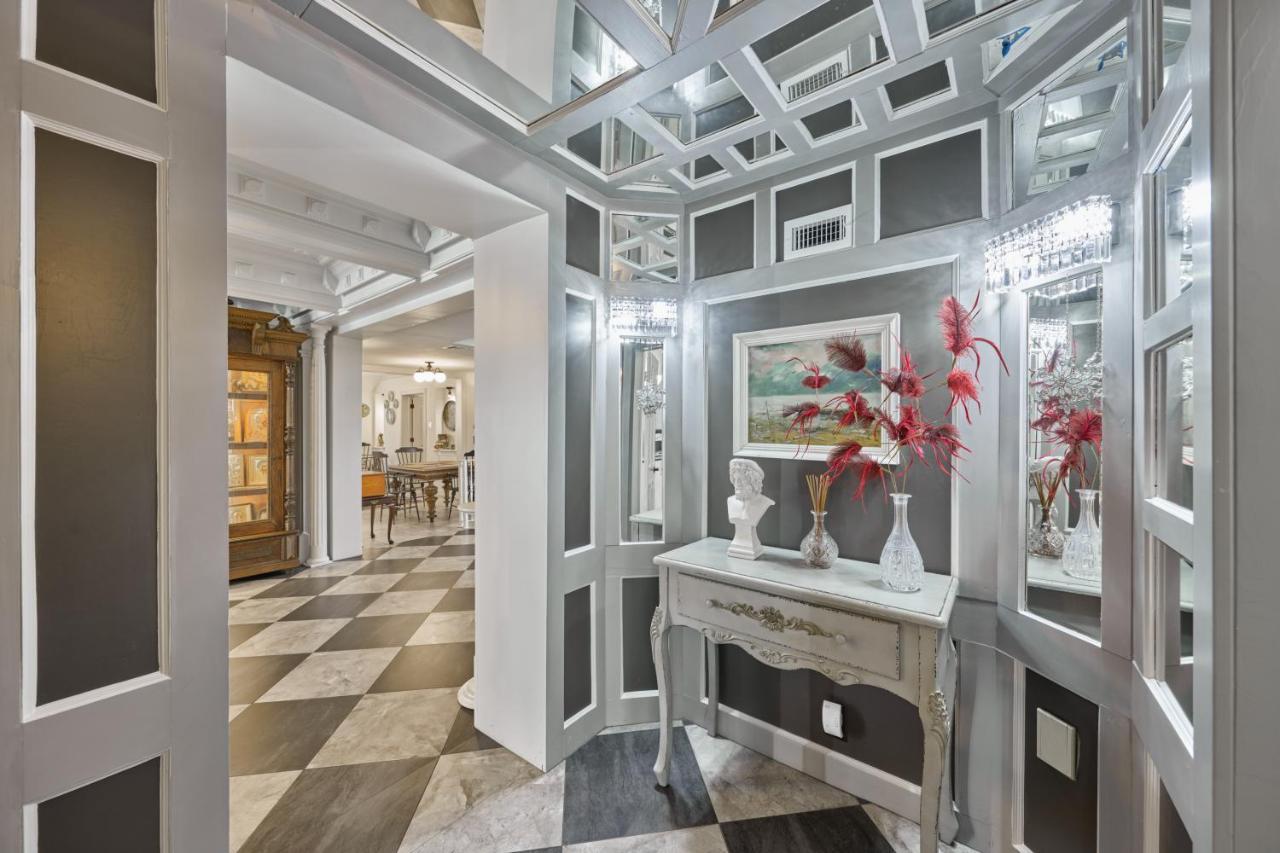Villa With 8 Bedrooms And Heated Swimming Pool Houston Eksteriør billede