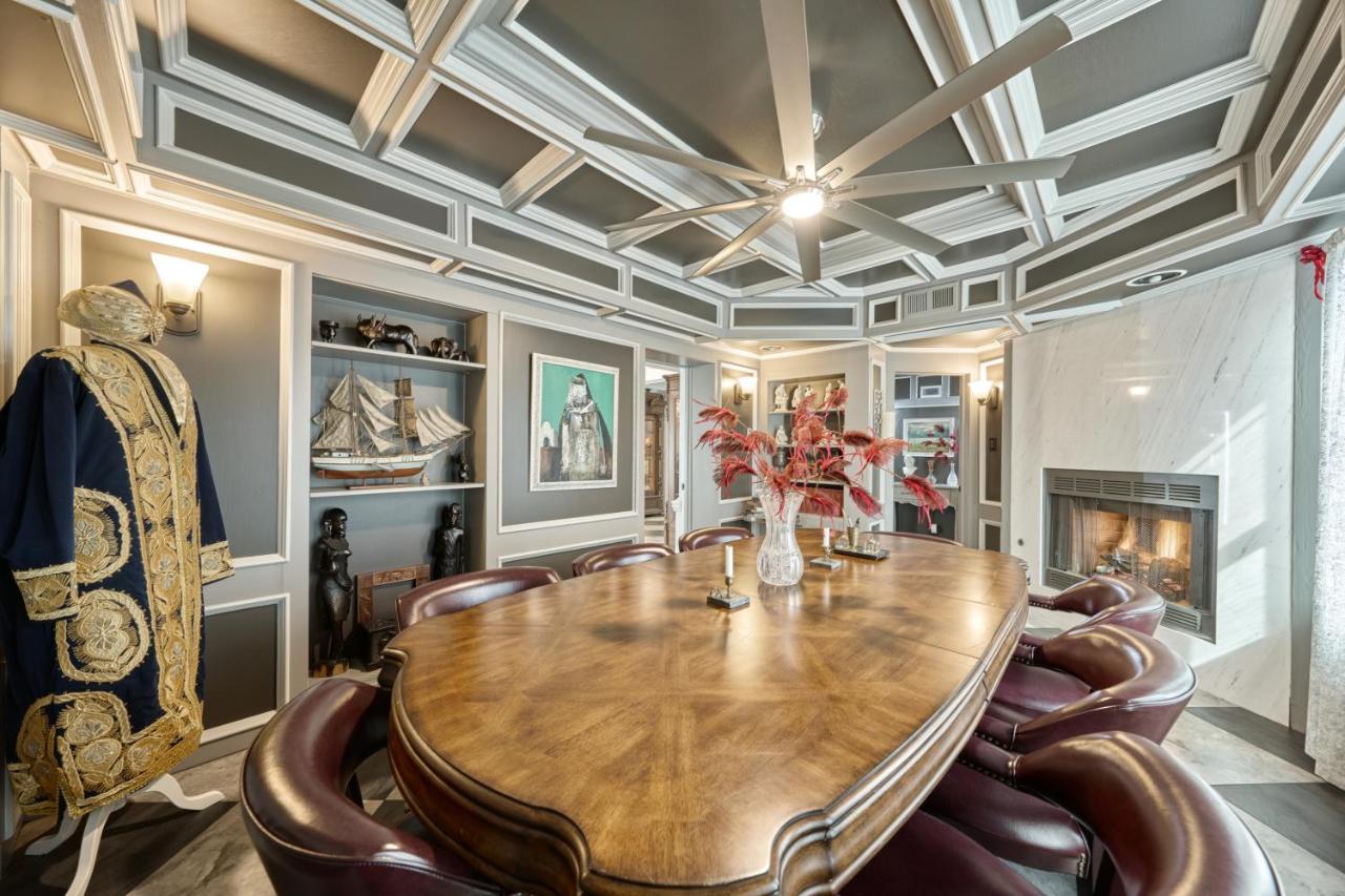 Villa With 8 Bedrooms And Heated Swimming Pool Houston Eksteriør billede